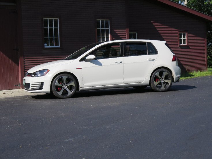 Thumbnail Photo undefined for 2015 Volkswagen GTI